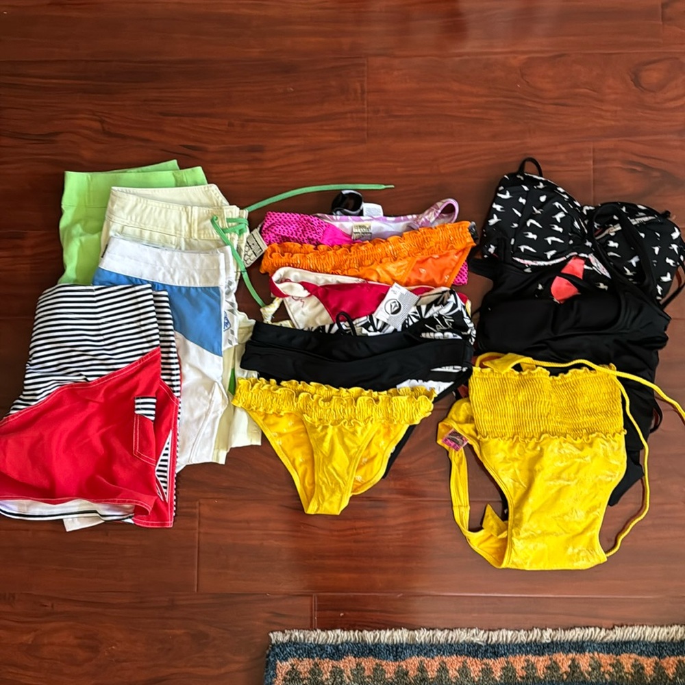 HUGE 18PC BUNDLE Volcom y2K grab bag of mixed swimsuit bikinis